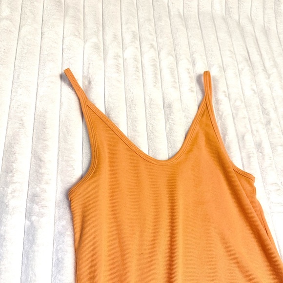 Universal Threads tank - Picture 3 of 4